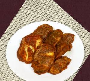 Kuttu Atta Pakoda (8 Pcs)
