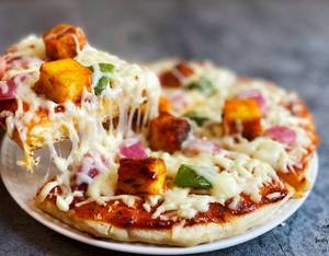 Paneer cheese pizza