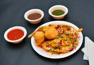 Dahi Bhalla Papdi Chaat