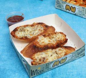 Cheese garlic bread