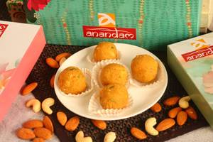 Besan Dry Fruit Laddu