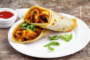 Chicken Masala Egg Cheese Roll