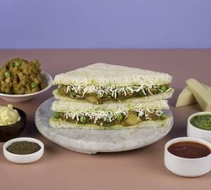 Aloo Matar Cheese Sandwich