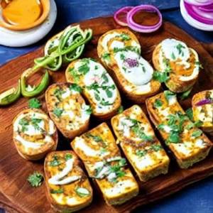 Aloo Masala Paneer Cheese Toast