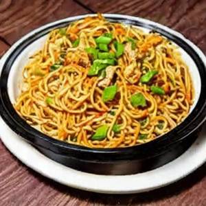 Chicken Schezwan Noodles[750 Ml]