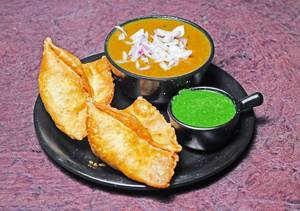 Samosa Chana