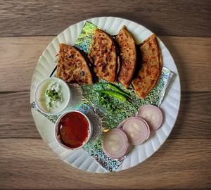 2 paneer paratha with dahi
