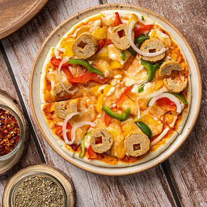 Chicken Seekh Pizza
