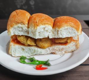 Vada Pav [3 Pieces]
