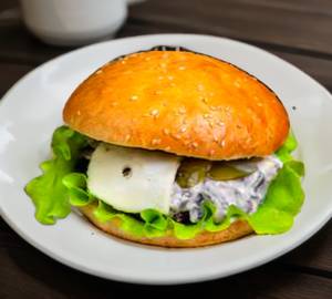 Crispy Paneer Burger