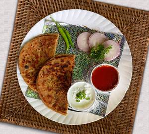 2 methi paratha with sabji