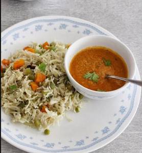 Veg Hyderabadi Dum Biryani