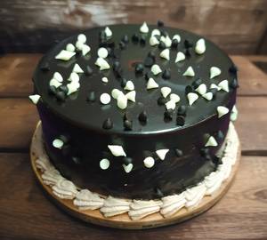 Choco chips cake