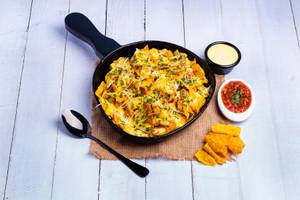Nachos With Cheese Sauce