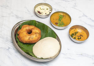 Idli Vada (1 Each)