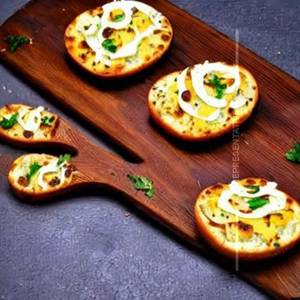 Paneer Lasuni Garlic Bread