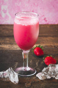 Strawbeery Milk Shakes