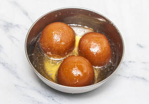 Gulab Jamun (2 Pcs)