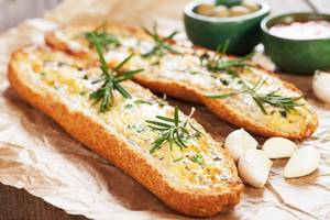 Thyme Chesse Garlic Bread
