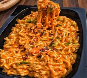 Hot peri peri maggi