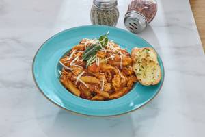 Penne Arrabiata (Non-veg) [Chicken]