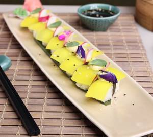 Takuan Nigiri 4 Pcs