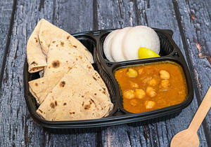 Chole With 3 Plain Tawa Roti And Salad