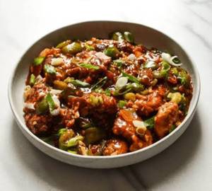 Dry Chilli Chicken (8Pcs)