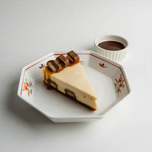 Twix And Chocolate Cheesecake