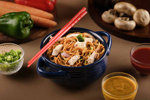 Chicken Chilly Garlic Noodles
