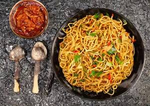 Mushroom Schezwan Noodles