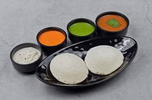 Steamed Idli (2 Pcs)