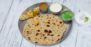 Aloo Capsicum Paratha 
