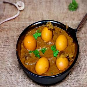 Kaju Egg Curry