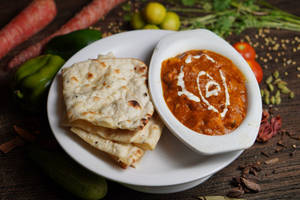 Paneer Butter Masala With 2 Butter Naan