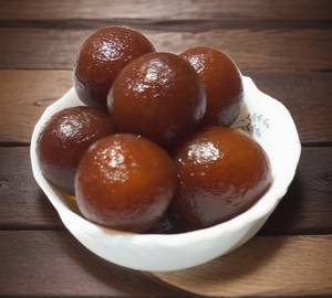 Gulab jamun 2pice