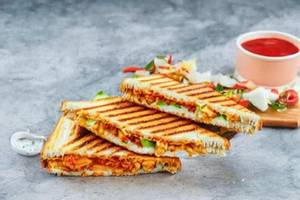 Paneer Chilli Grilled Sandwich