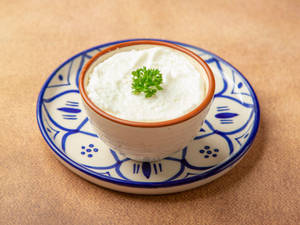 Toum - Garlic Sauce