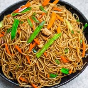 Chicken Kok Pa Hakka Noodles