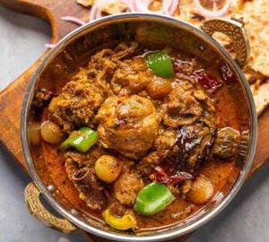 Kadhai chicken [2/4 pieces]