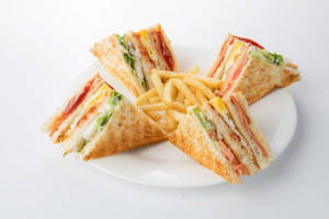 Tuna Club Sandwich