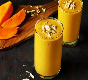 Mango shake (with ice cream)