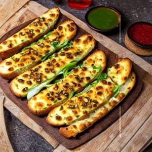 Paneer Garlic Bread