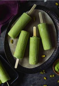 Rabdi pista kulfi