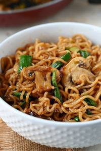 Mushroom Chowmin