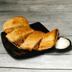 Chicken Stuffed Garlic Bread