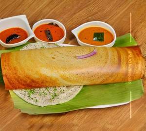 Onion masala dosa