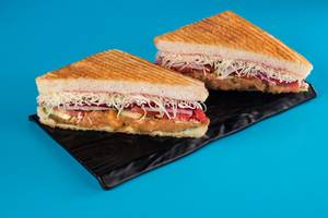 Aloo Veg Mix Cheese Grill Sandwich [Serve: 2]