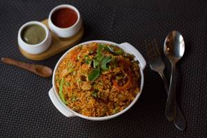 Schezwan chicken fried rice