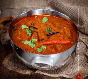Veg semi gravi curry any vegetable